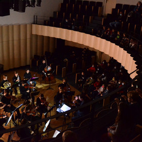 Cine-concert__L_enfant_au_grelot__et_improvisations_1_.JPG