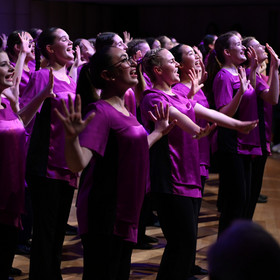 Australian_Girls_Choir___Ensemble_Vocal_Feminin_5_.JPG