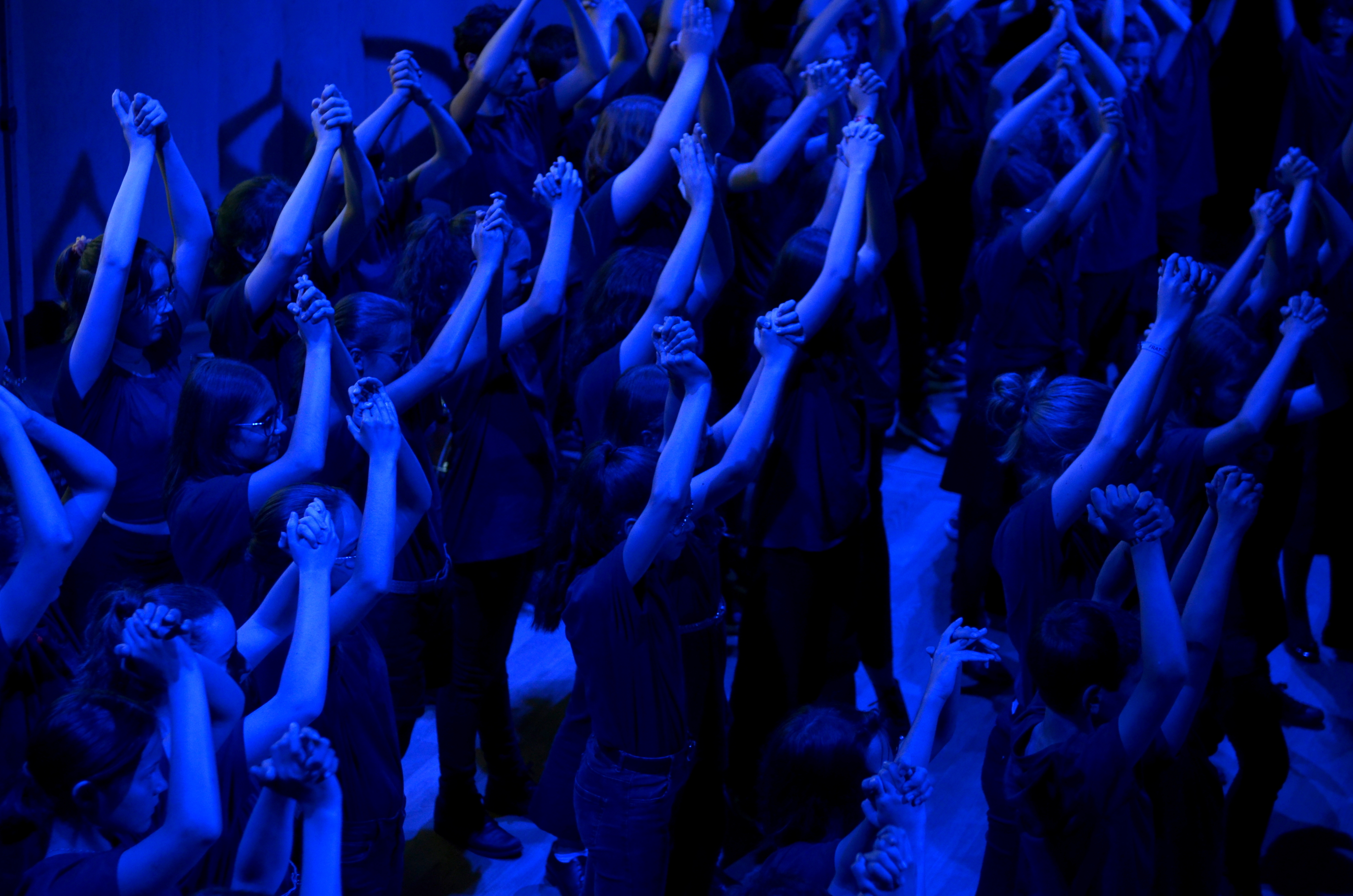 d3598f0f02b74545918d3d2cc8793b28.base.image.jpg